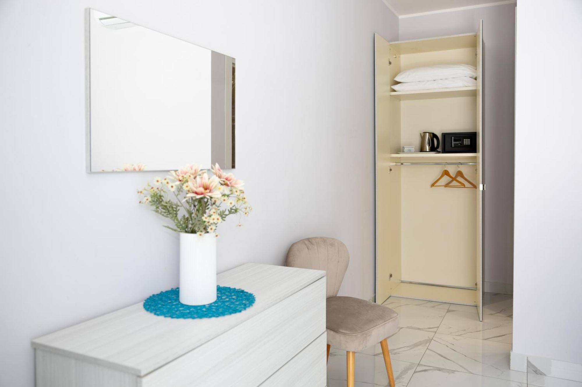 La Perla luxury rooms Angri Exterior foto